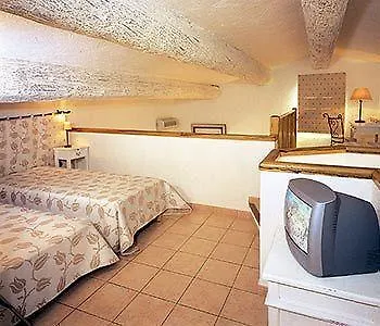 Hotel Les Santolines Sainte-Maxime 3*,  France